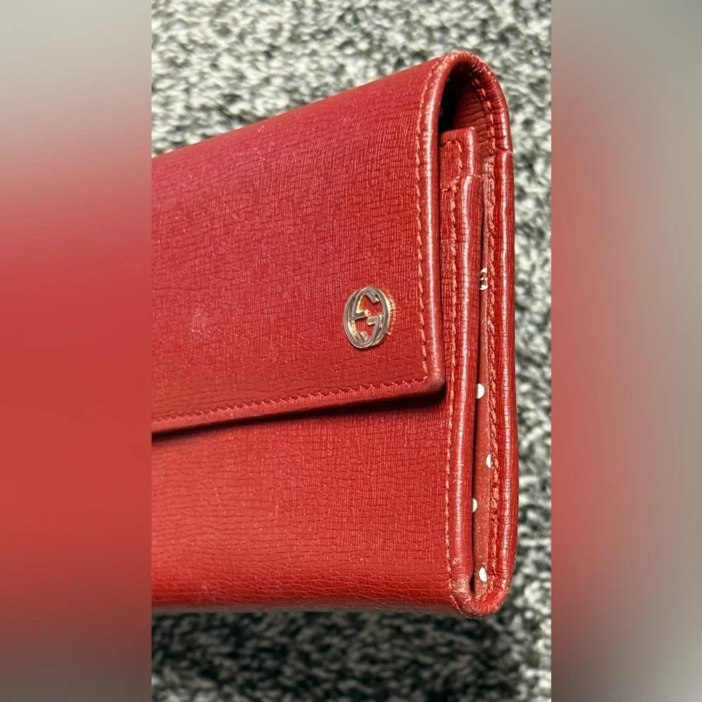 Gucci leather continental dark red wallet